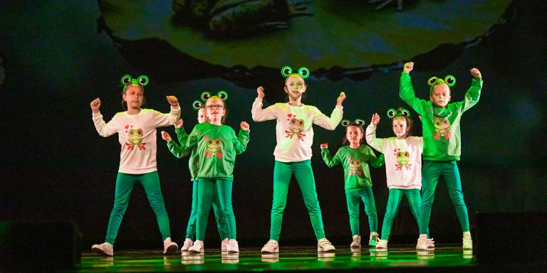 Taniec-zaczarowany-ogrod-6